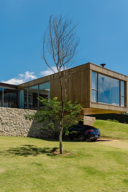 THEMIS HOUSE